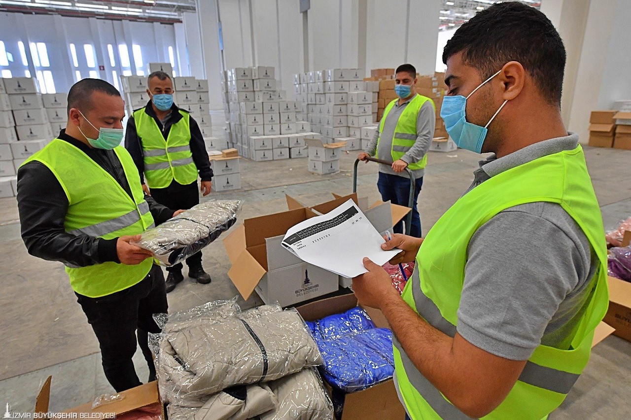 İzmir Büyükşehir Belediyesi Kara Kış Destek